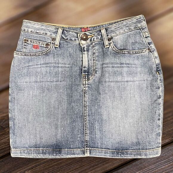 NFL Woman’s‎ New Orleans Saints Denim Skirt - Picture 2 of 6